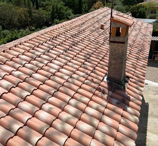 Réfection de toiture dans le Var
