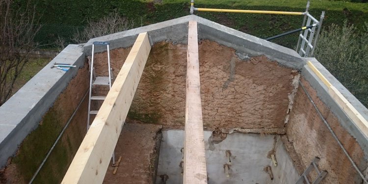 Rénovation toiture de cabanon dans le Var
